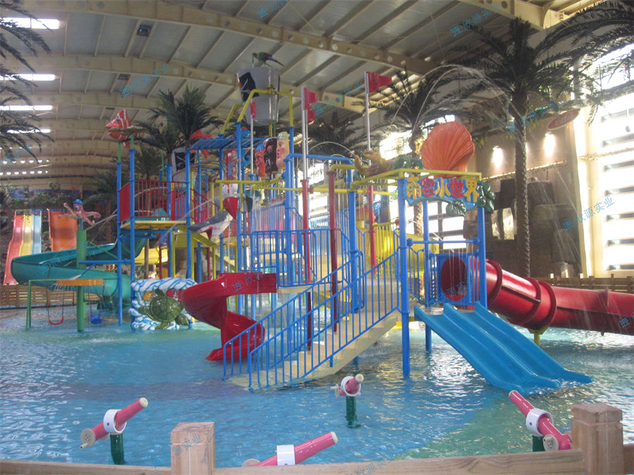 室內(nèi)水上樂園中型水寨制作案例